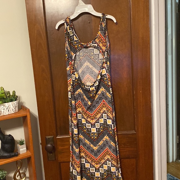 Bluestar clothing company Aztec print maxi dress with open back😍😍😍 - Picture 7 of 10